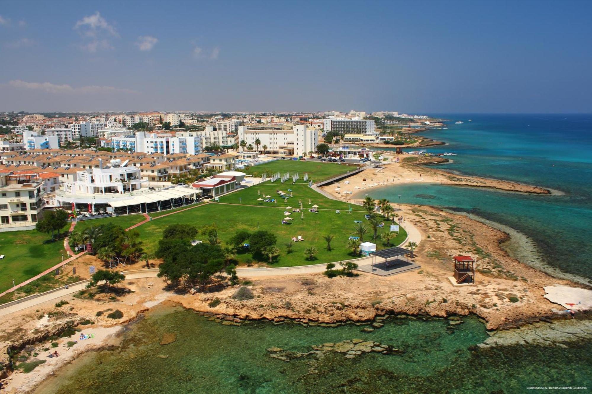 Polyxenia Isaak Luxury Villas And Apartments Protaras Bagian luar foto