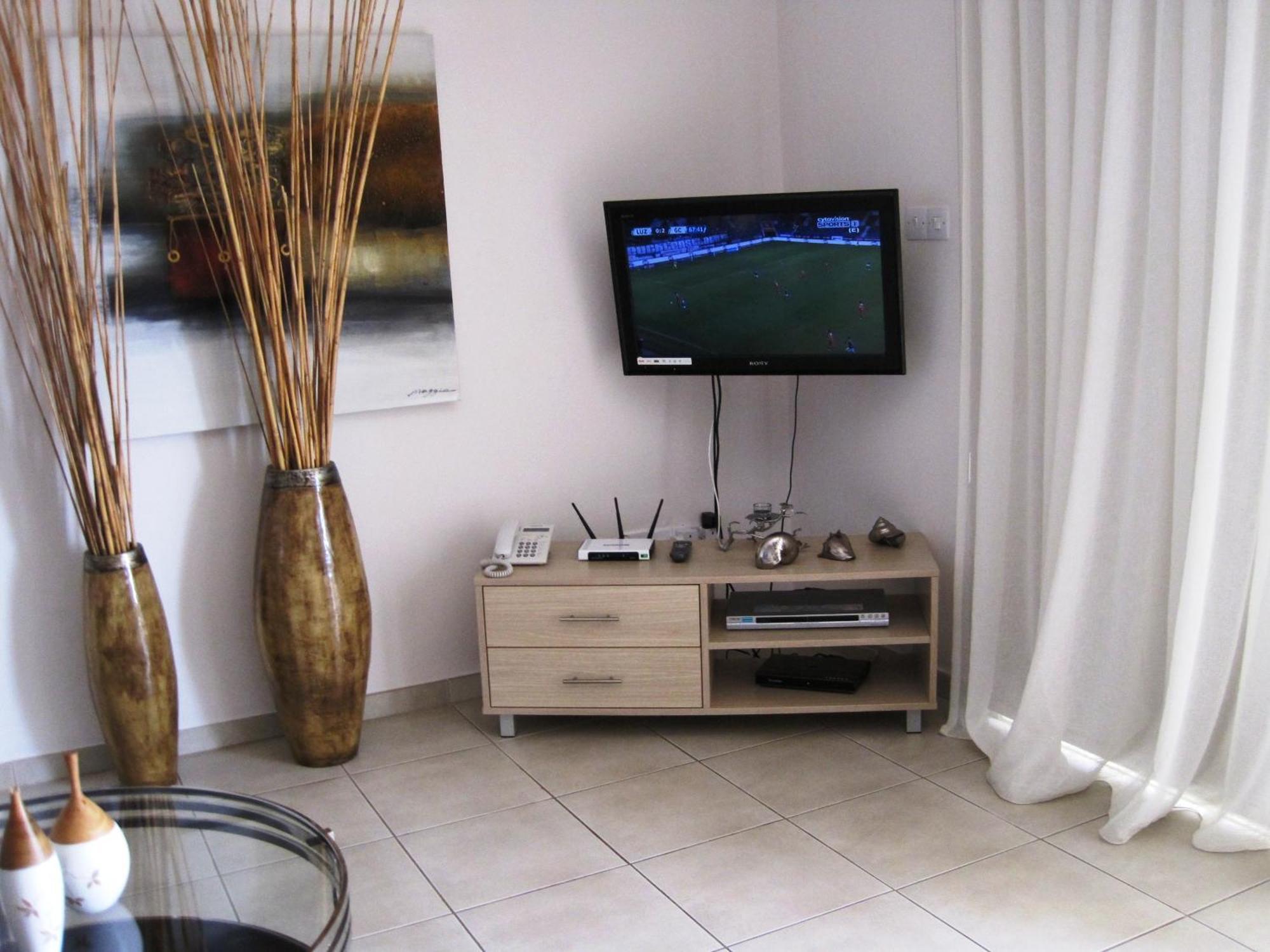 Polyxenia Isaak Luxury Villas And Apartments Protaras Ruang foto