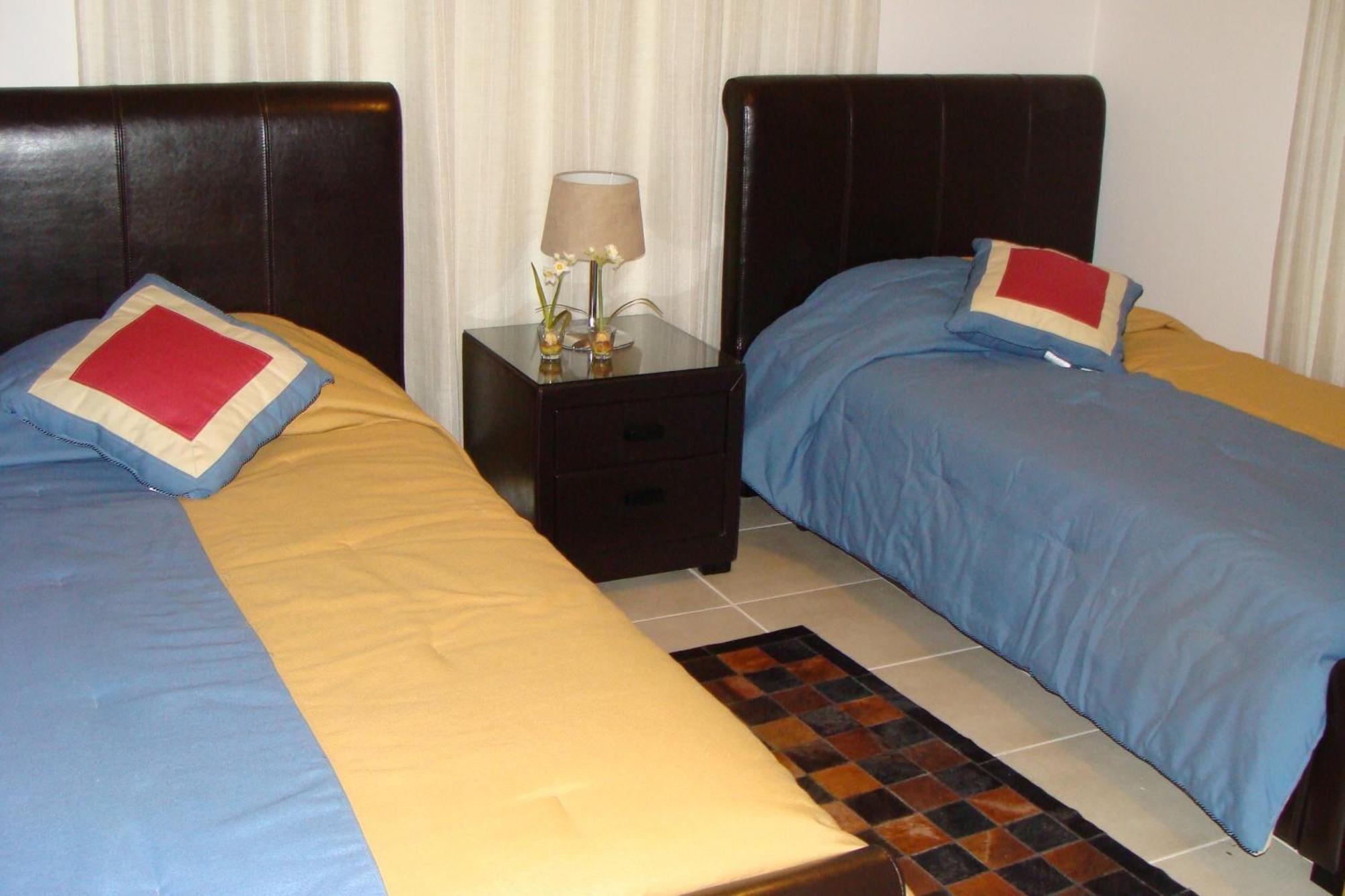 Polyxenia Isaak Luxury Villas And Apartments Protaras Ruang foto