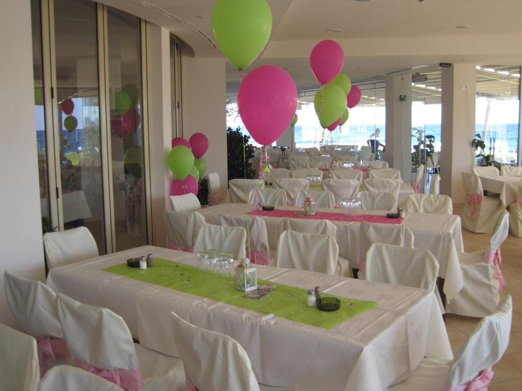 Polyxenia Isaak Luxury Villas And Apartments Protaras Bagian luar foto