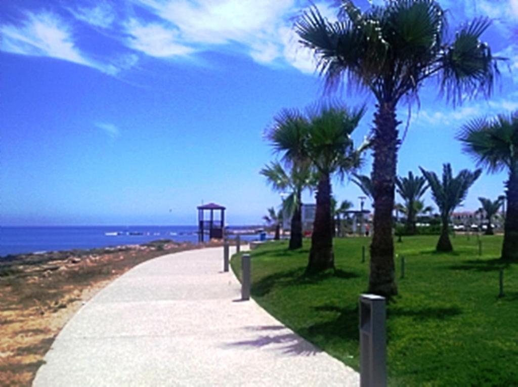 Polyxenia Isaak Luxury Villas And Apartments Protaras Bagian luar foto